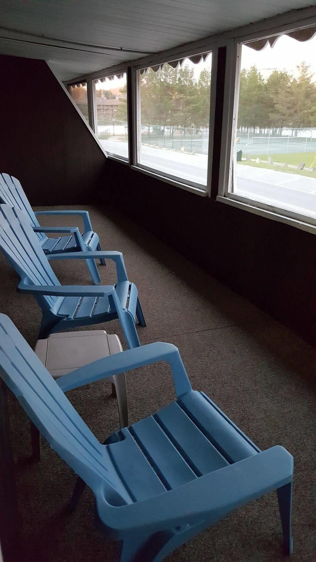 Clark'S Beach Motel Олд-Фордж Экстерьер фото